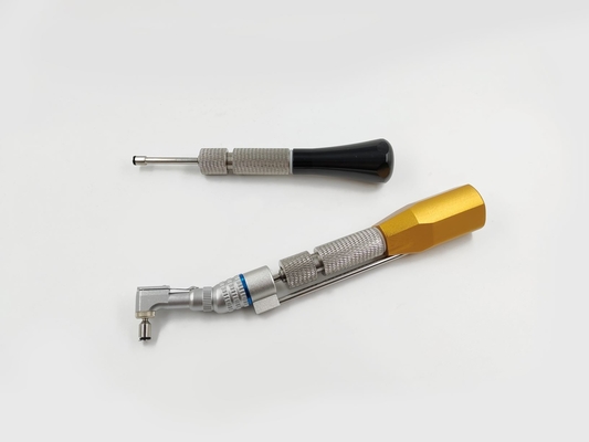 acheter Mini-conducteur de vis orthodontique en alliage de titane CE ISO homologué online manufacture