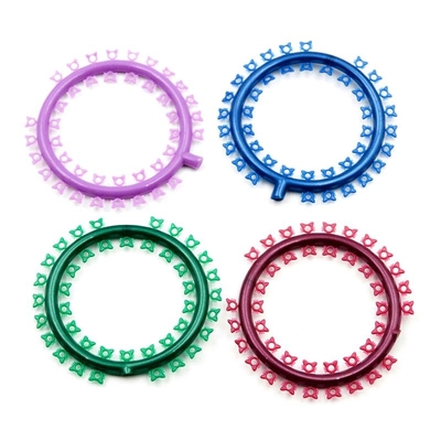 Des liens de ligature élastiques en plastique ortodontique couleur personnalisée
